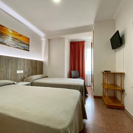 Hostal Pensimar Otel El Altet Dış mekan fotoğraf