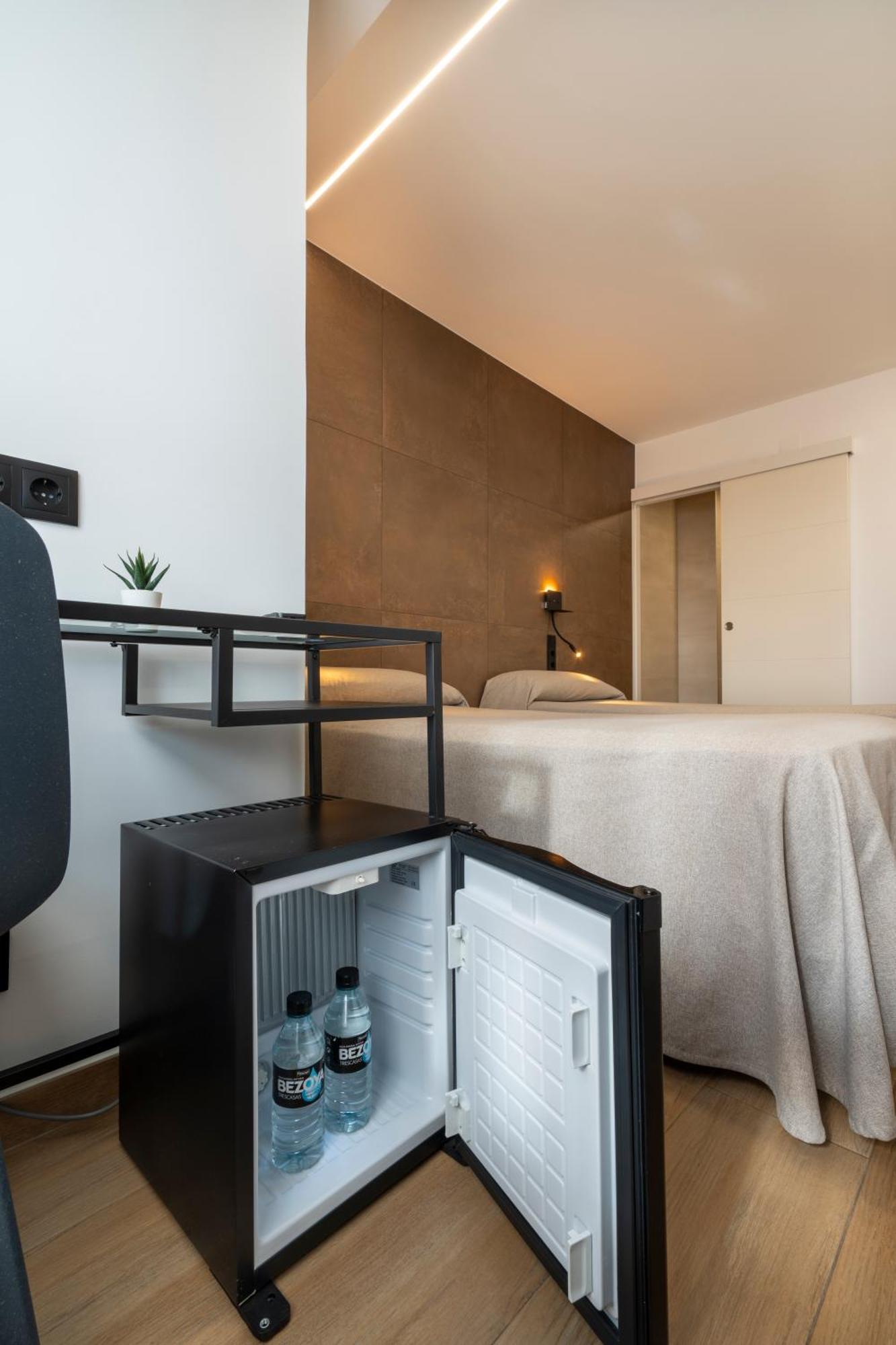 Hostal Pensimar El Altet Dış mekan fotoğraf