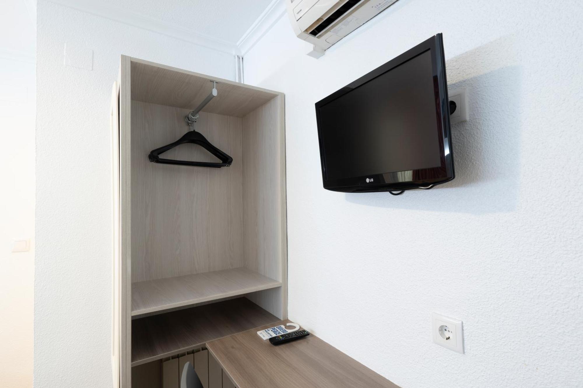 Hostal Pensimar El Altet Dış mekan fotoğraf