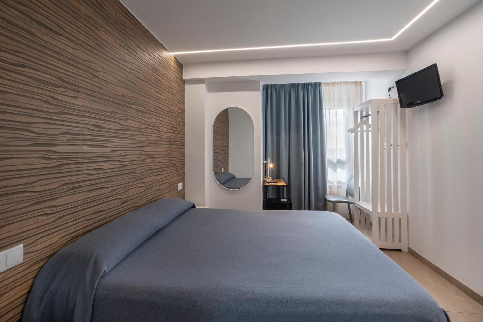 Hostal Pensimar El Altet Dış mekan fotoğraf