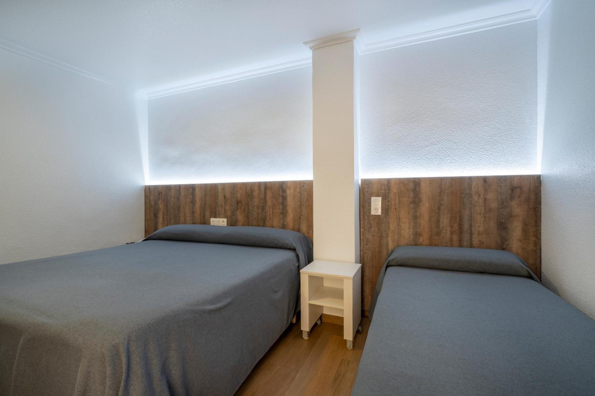 Hostal Pensimar El Altet Dış mekan fotoğraf