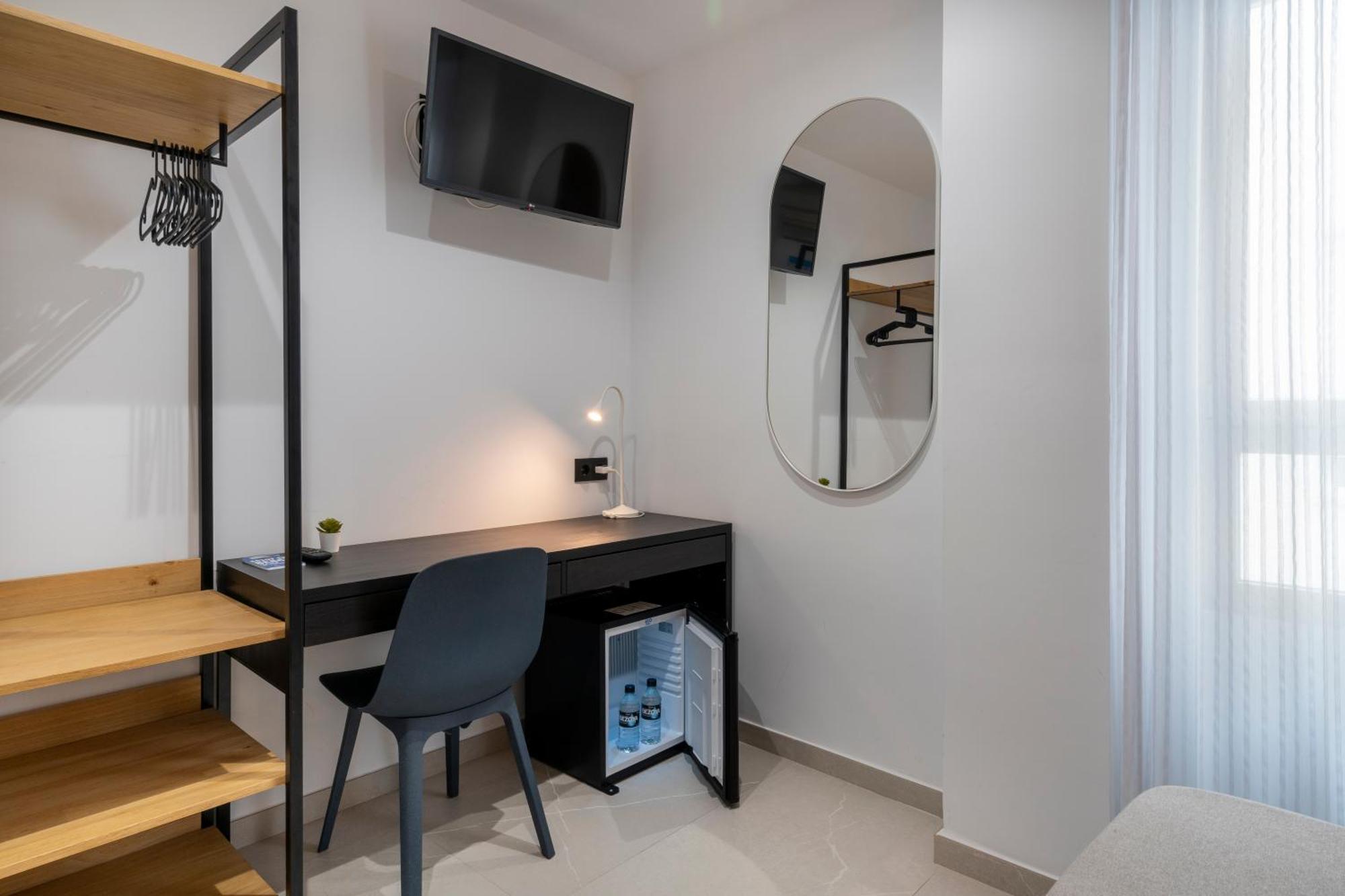 Hostal Pensimar El Altet Dış mekan fotoğraf