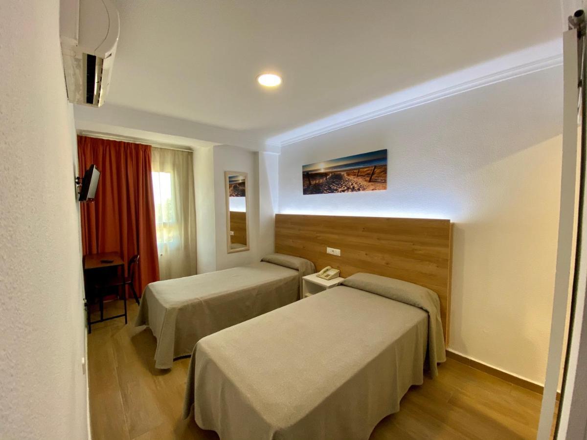 Hostal Pensimar Otel El Altet Dış mekan fotoğraf